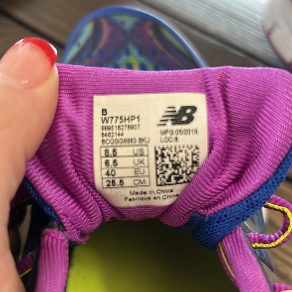 New Balance 775 Running Shoes - Picture 7 of 7